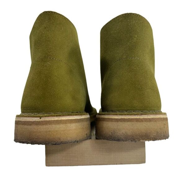 Clark’s Green Suede Leather Chukka Boots Men’s Size 8.5M